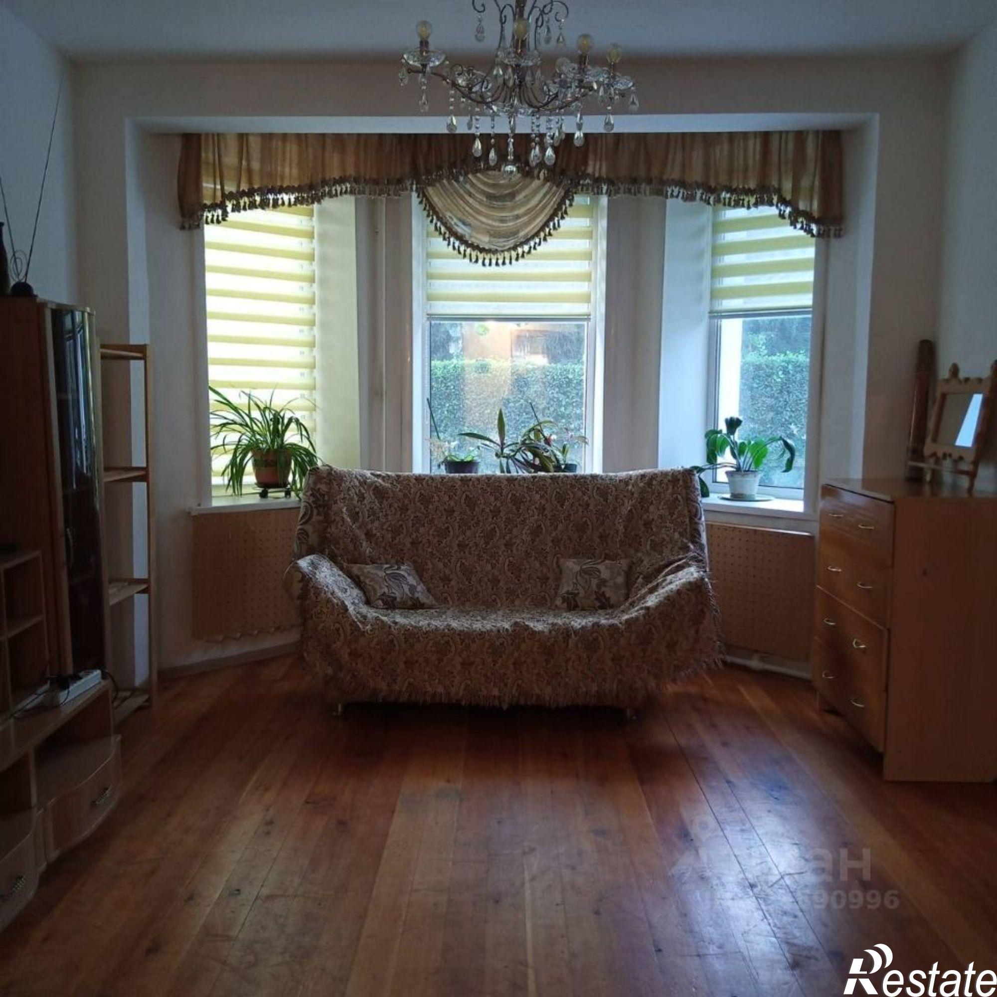 Сдать квартиру за 40 000 рублей на ул Чорос-Гуркина Г.И., 49