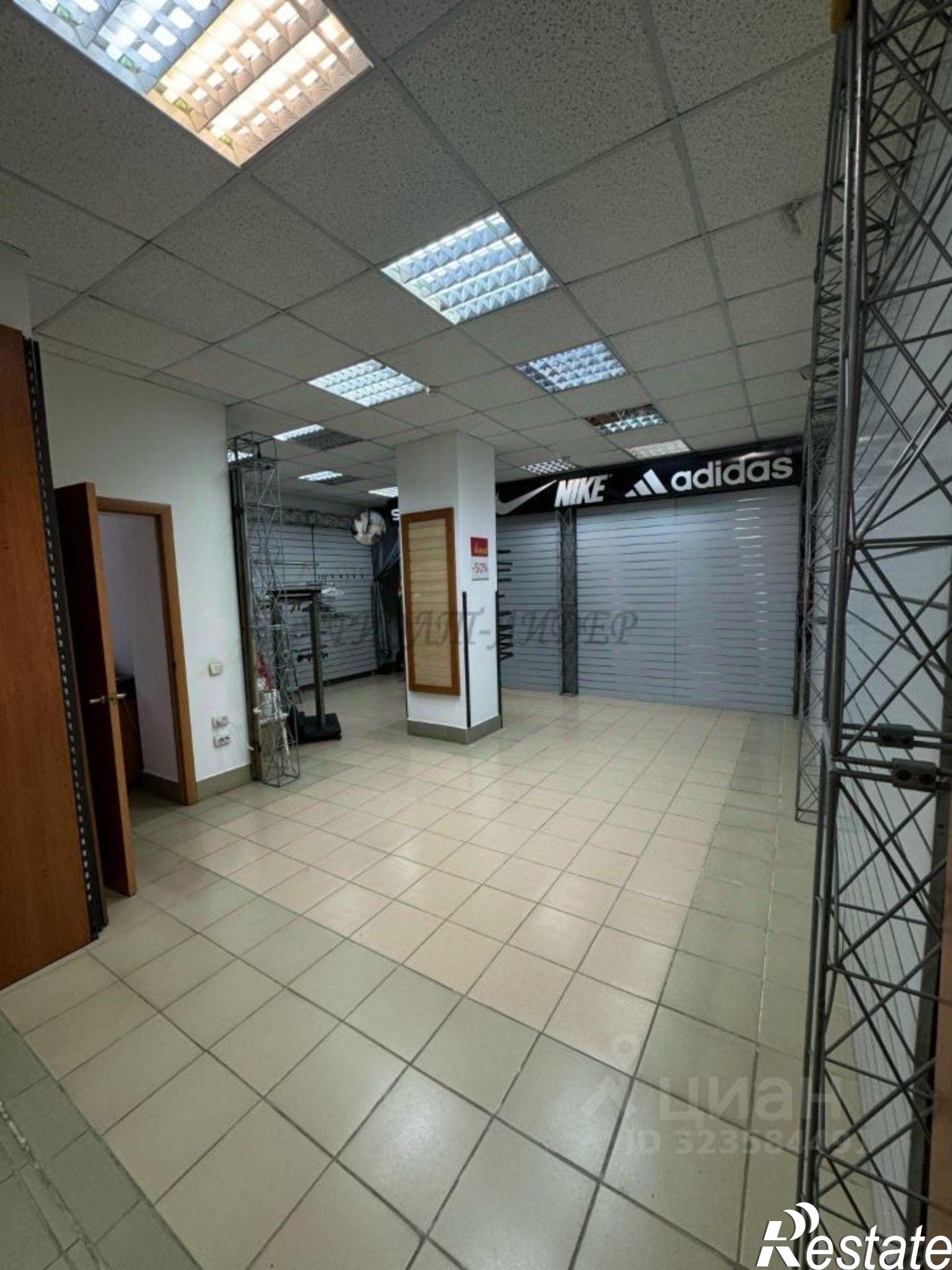 Сдать офис, помещение под офис за 173 400 рублей на Коммунистический пр-кт, 15