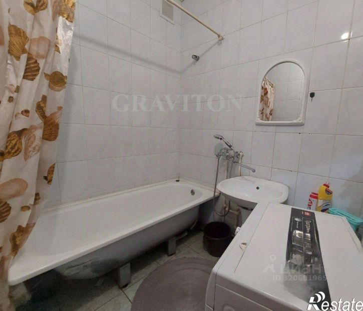 2-комн квартира улица Петра Сухова, 12,  д. 12