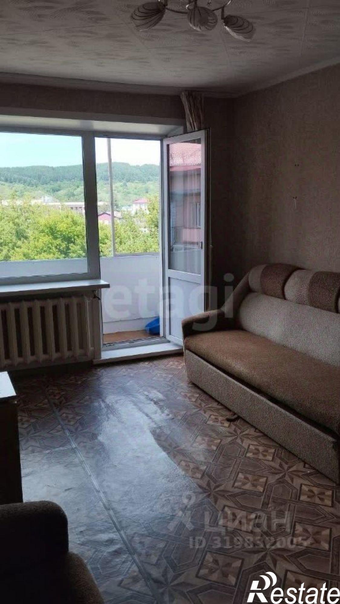 Купить квартиру за 8 200 000 рублей на Гранитный пер, 6