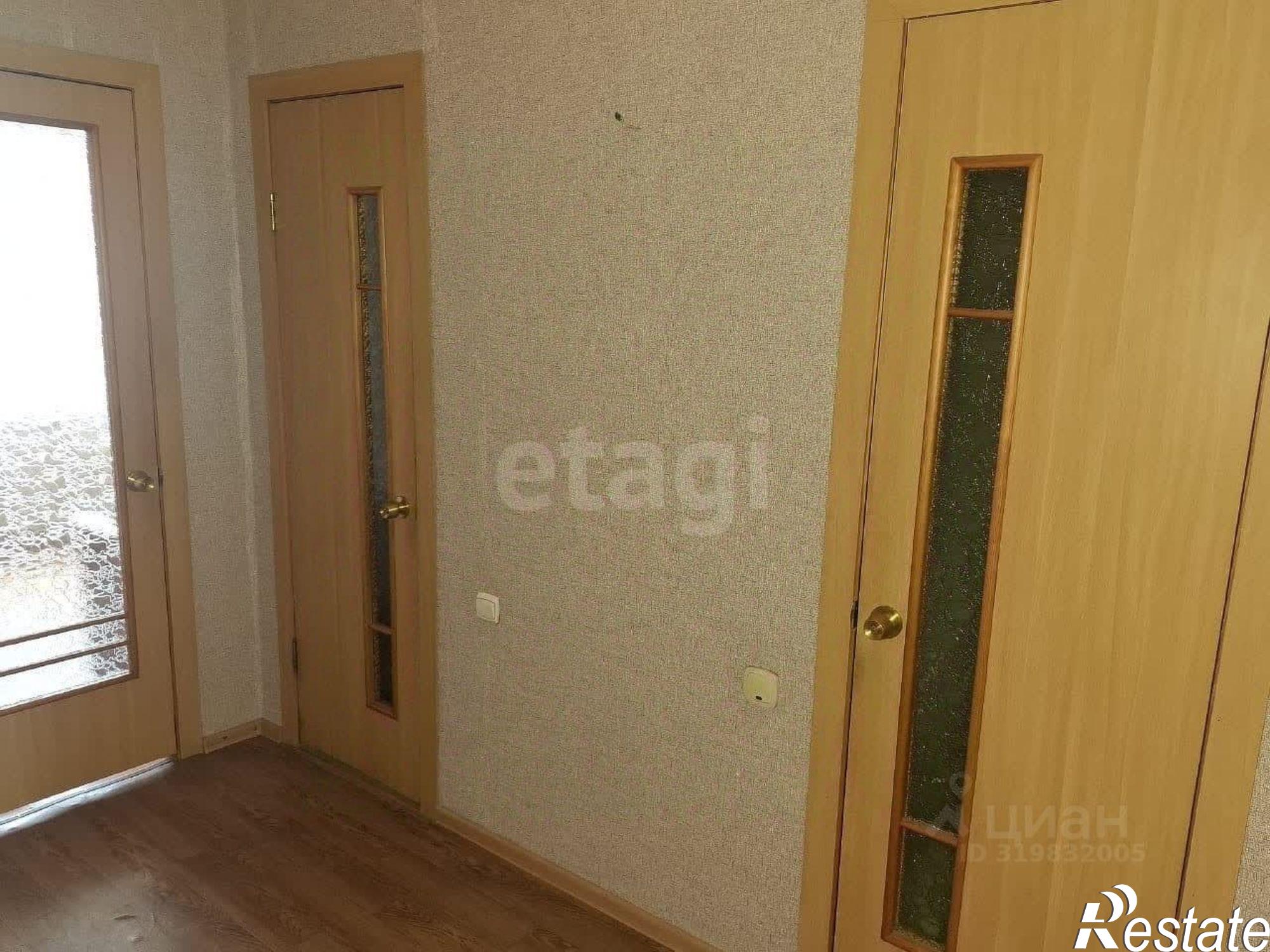 Купить квартиру за 8 200 000 рублей на Гранитный пер, 6