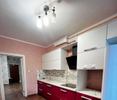 1-комн, 49кв м, этаж 2/10 улица П.Кучияк, 9/1