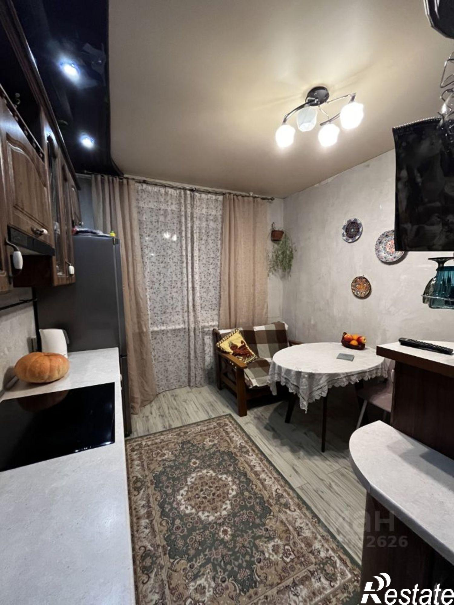 Сдать квартиру за 90 000 рублей на Коммунистический проспект, 3/1 к3