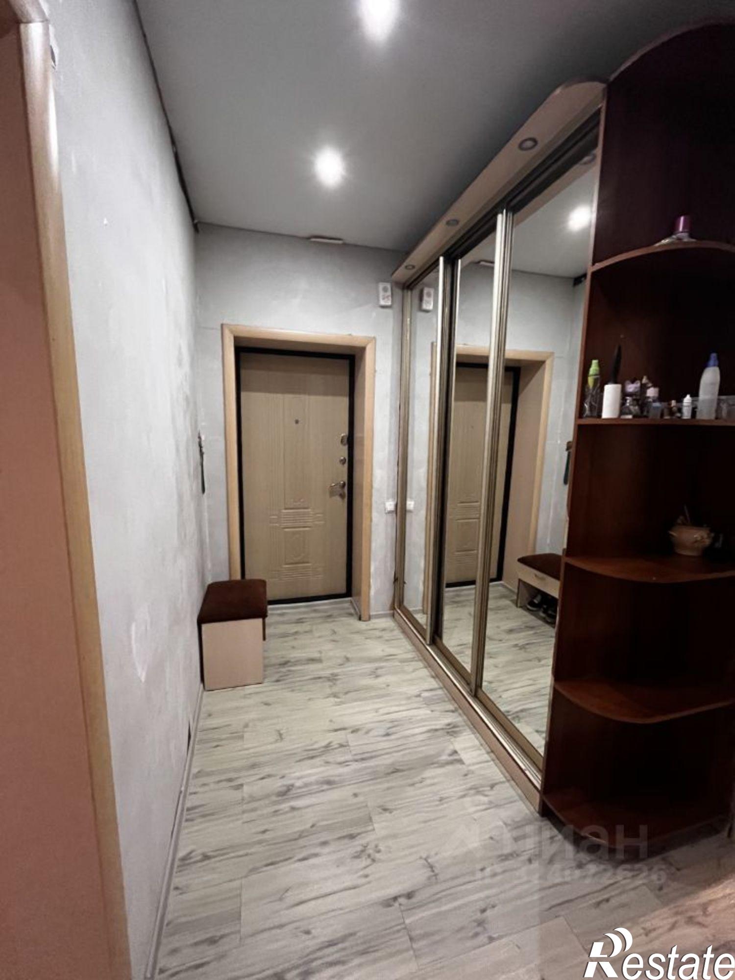 Сдать квартиру за 90 000 рублей на Коммунистический проспект, 3/1 к3