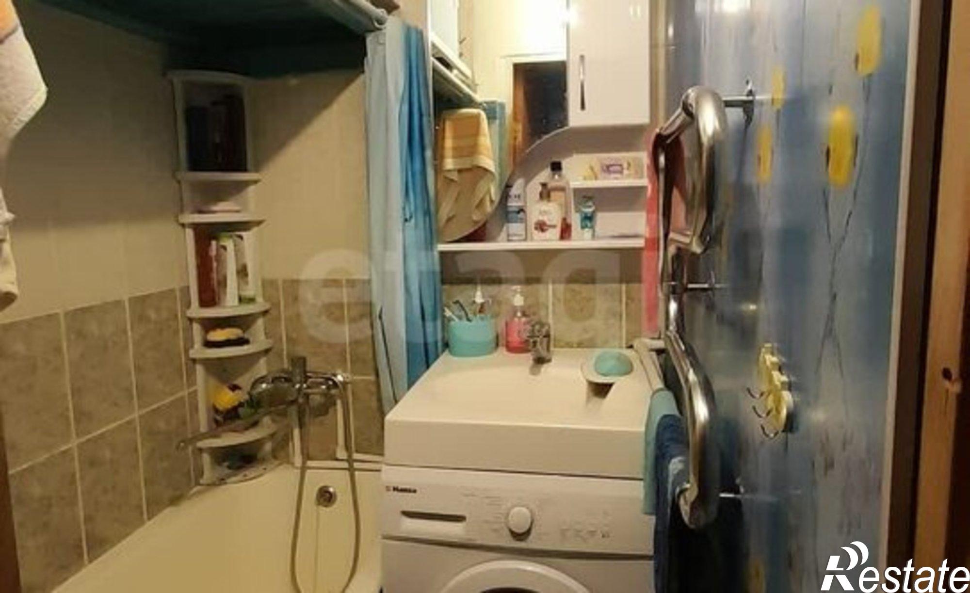 Купить квартиру за 10 000 000 рублей на Коммунистический проспект, 172