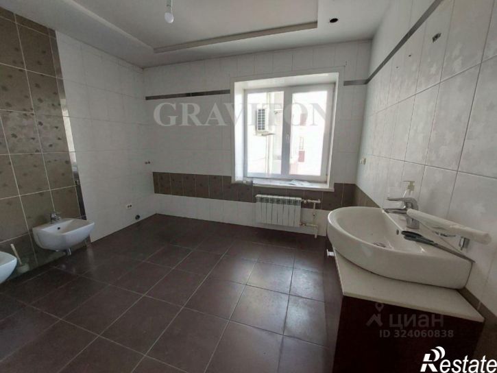 2-комн квартира улица Валерия Чаптынова, 34/1,  д. 34/1