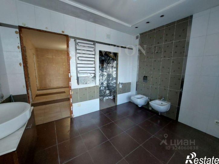 2-комн квартира улица Валерия Чаптынова, 34/1,  д. 34/1