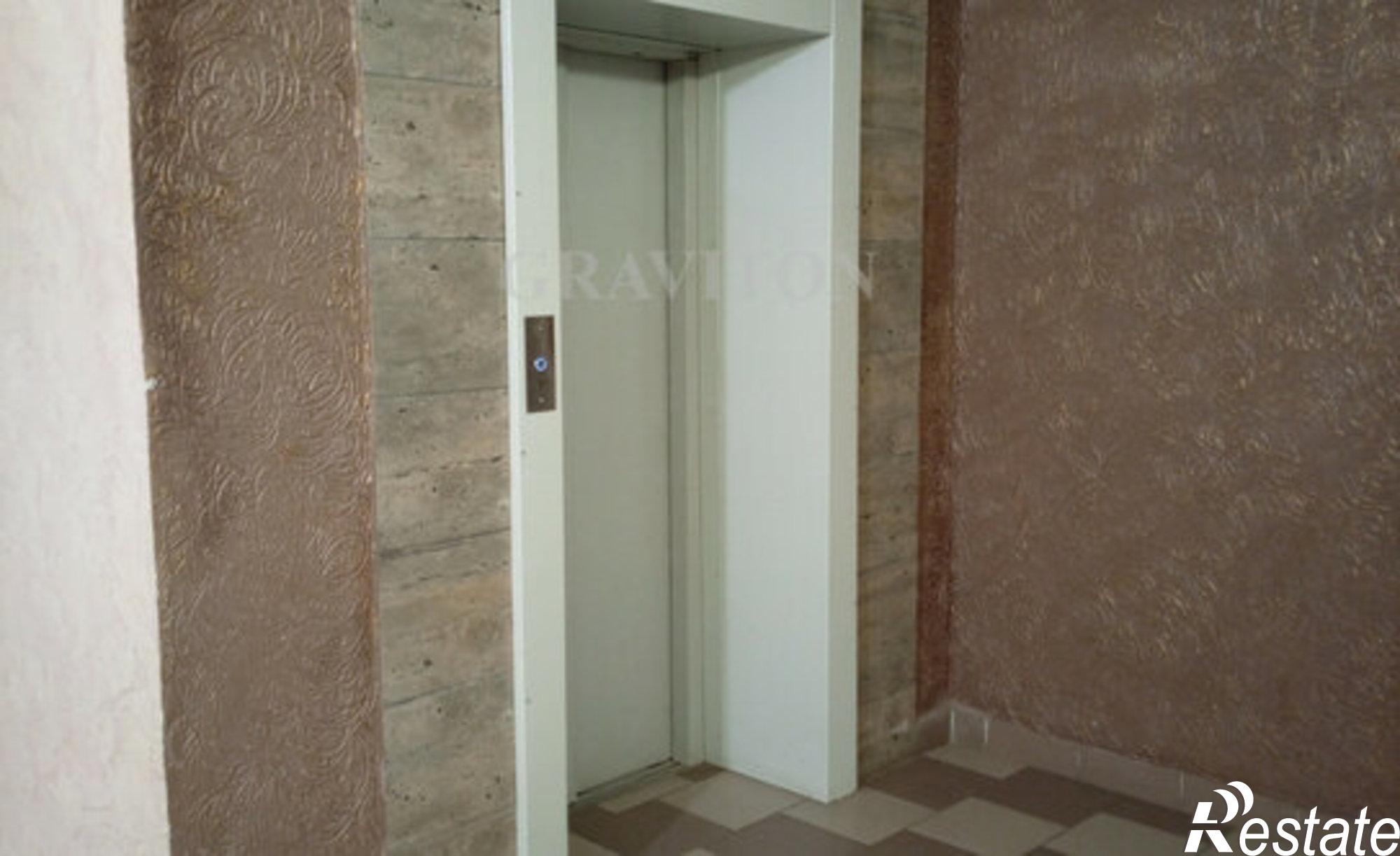 Купить квартиру за 11 200 000 рублей на улица Валерия Чаптынова, 34/1