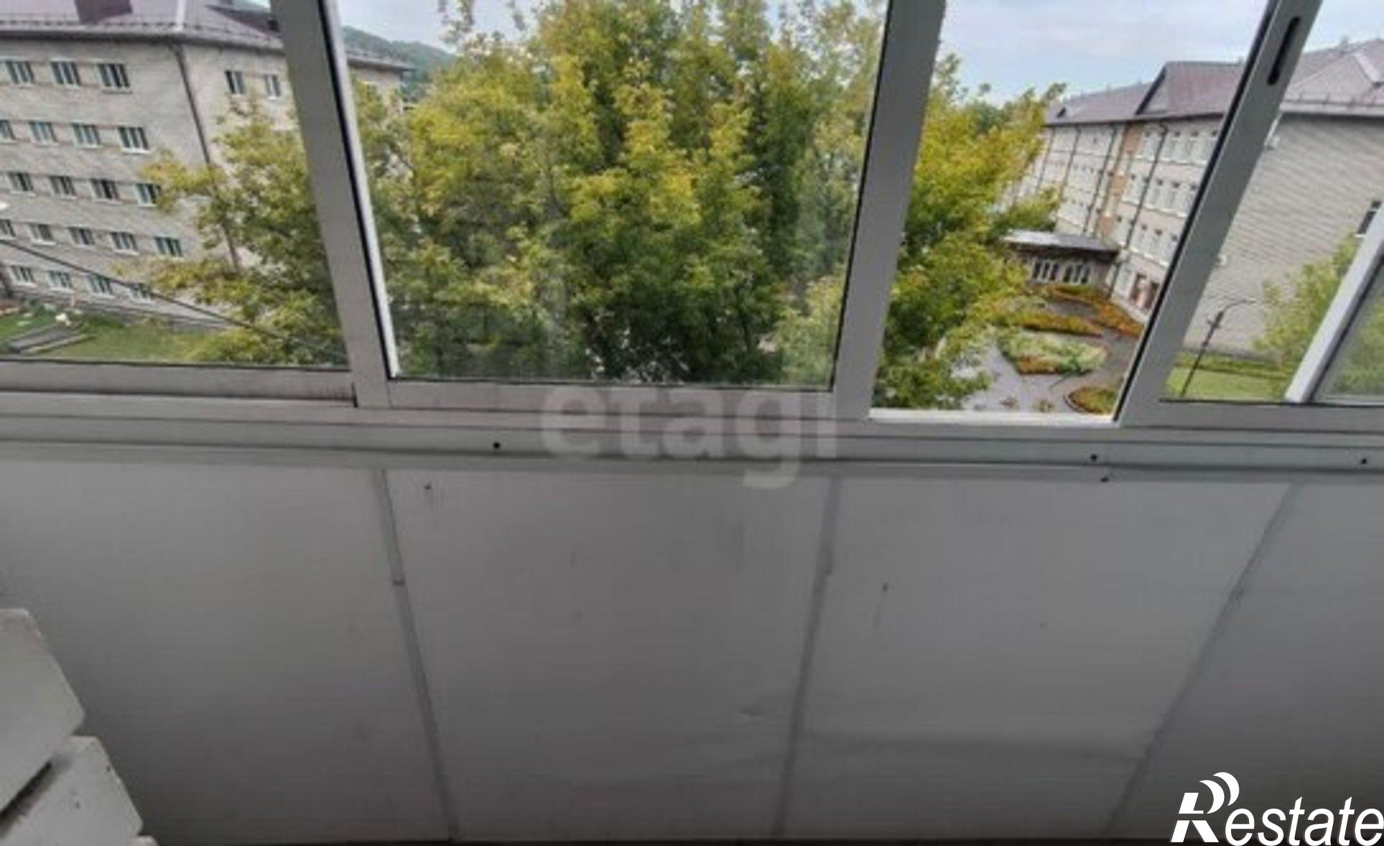 Купить квартиру за 9 800 000 рублей на Заринская улица, 39/2