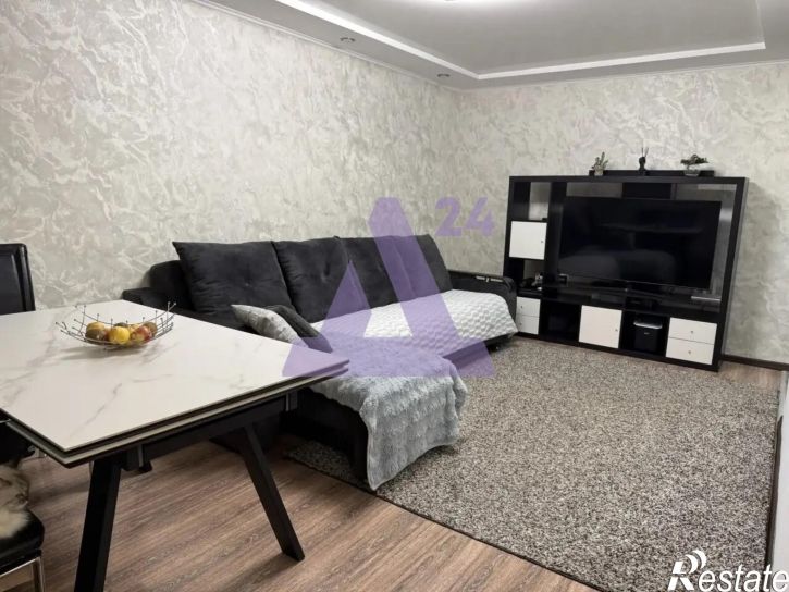 3-комн квартира улица Чорос-Гуркина Г.И., дом 34